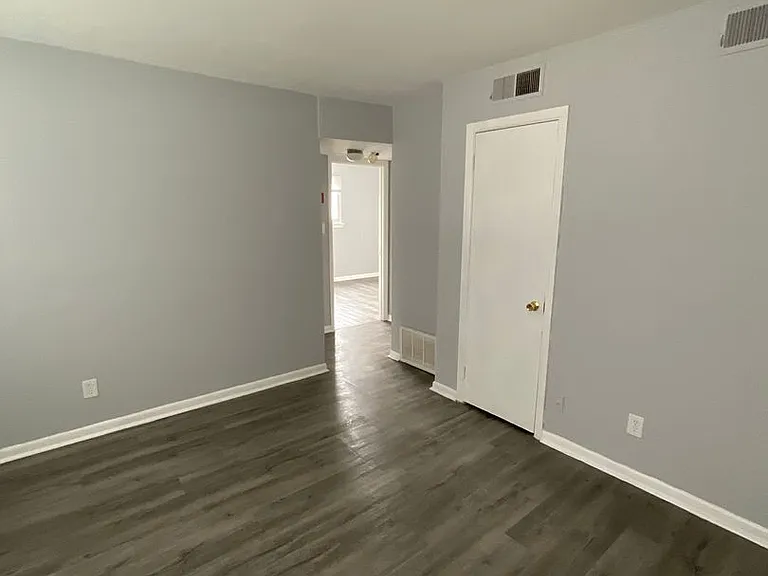 8 Pollux Cir E #2 — Photo 8