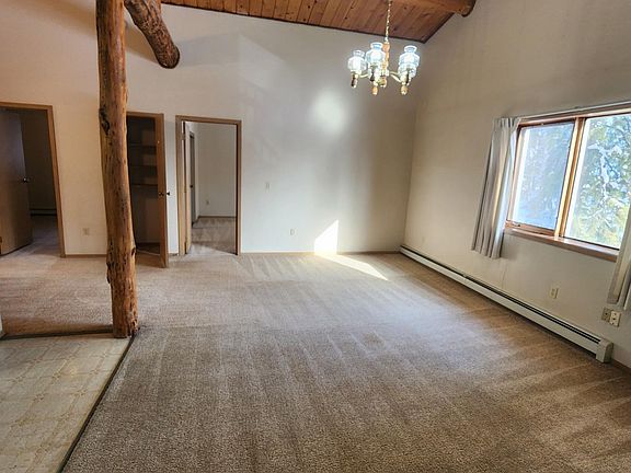 3rd image of 2555 Mission Rd #10975909