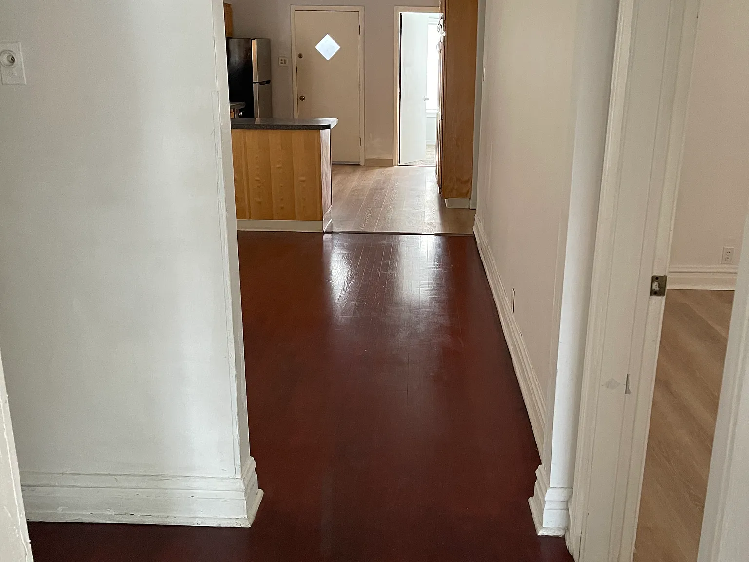 3 bed, 1500 sqft, $2,250 — Photo 2