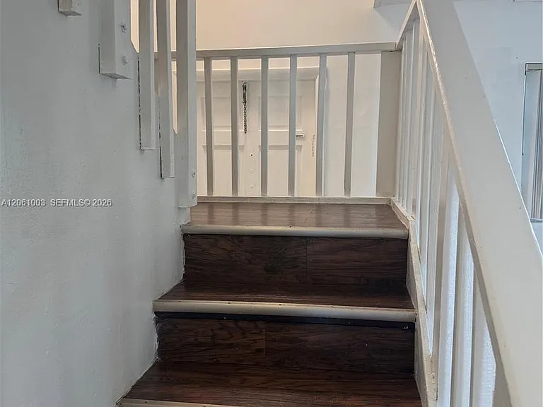 3246 N Pine Island Rd #101 — Photo 37