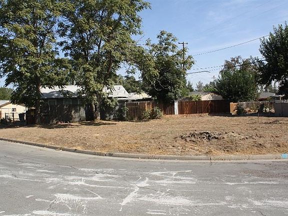 3rd image of 928 W Franklin Ave
