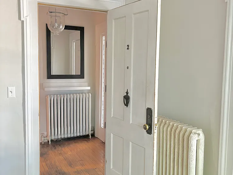 200 Burton St SE #2 — Photo 9