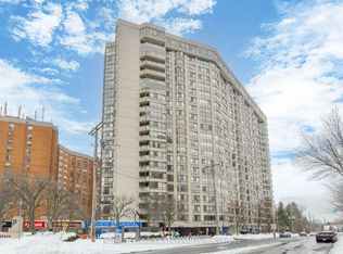 5444 Yonge St #212, Toronto, ON