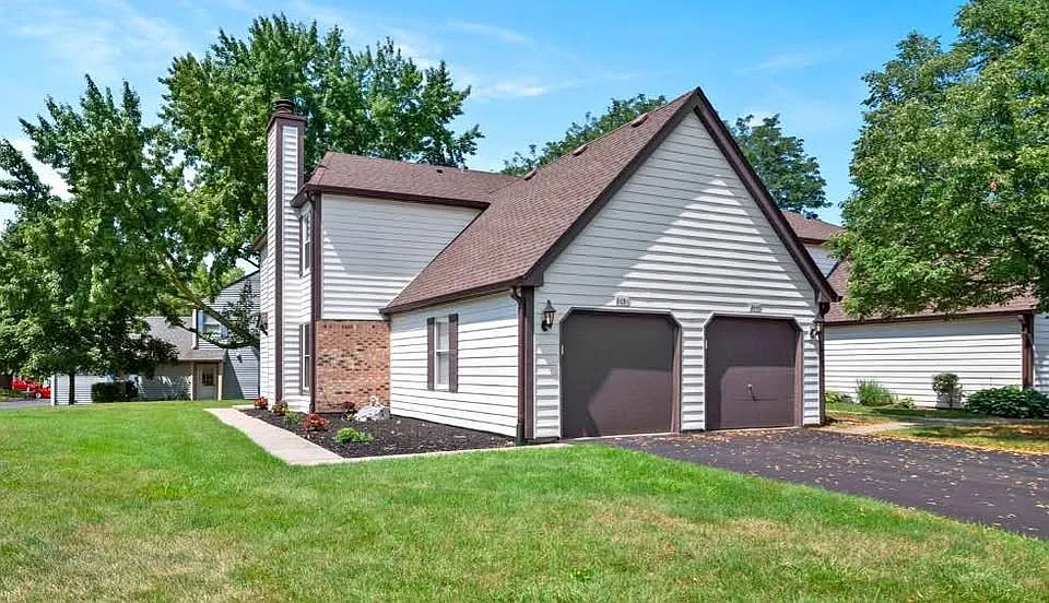 2651 Country Oaks Ct