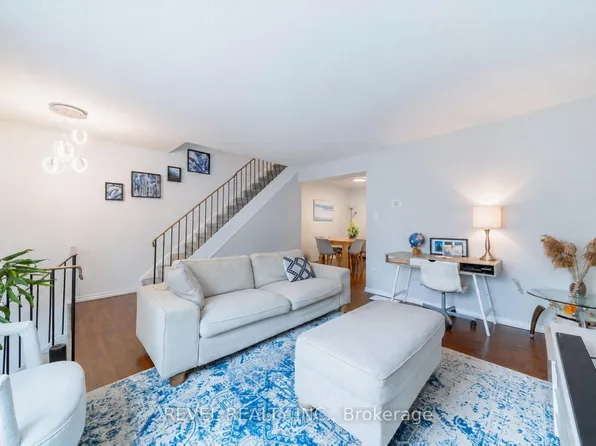 63 Ferris Ln #A3, Barrie, ON L4M 5C4
