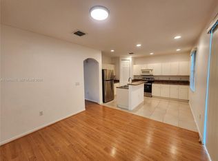 2762 SW 85th Ave, Hollywood, FL 33025