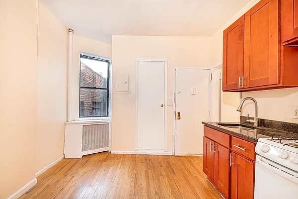 Rented by REAL New York | media 8