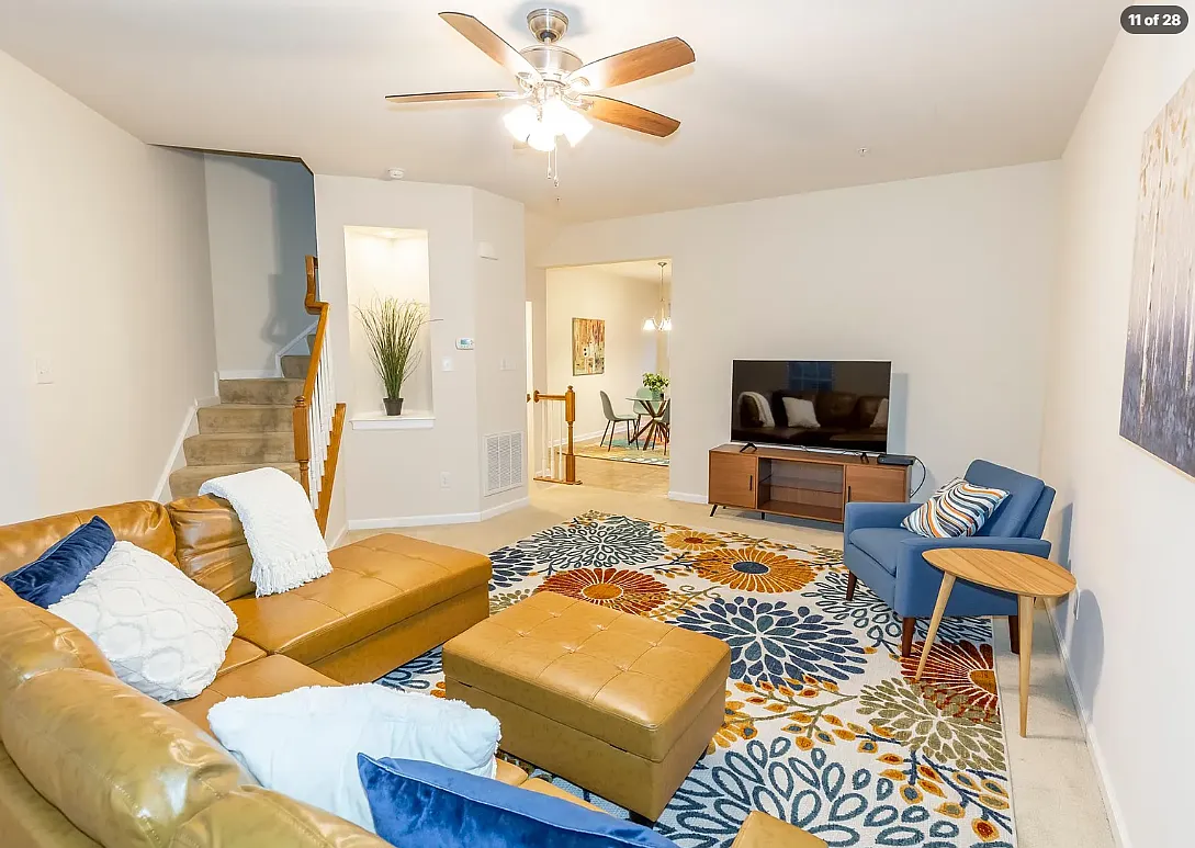 3 bed, 2200 sqft, $2,800 — Photo 4