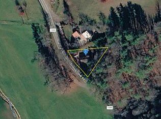 28 Sky Way Ln, Burnsville, NC 28714