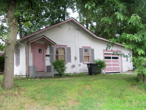 2906 Nesmith Lake Blvd, Akron, OH 44314