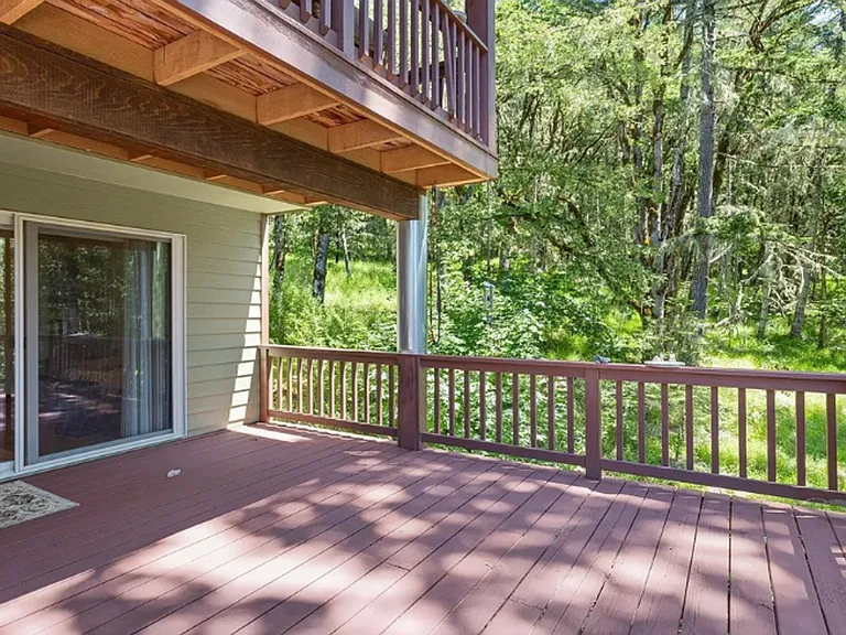 25151 Pleasant View Dr — Photo 10