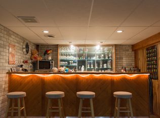 811 N Wisconsin Dr, Howards Grove, WI 53083