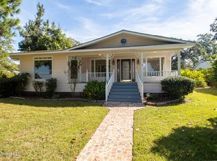 5114 River Rd, Pascagoula, MS 39567