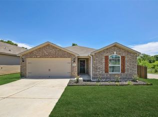 1301 James St, Howe, TX 75459