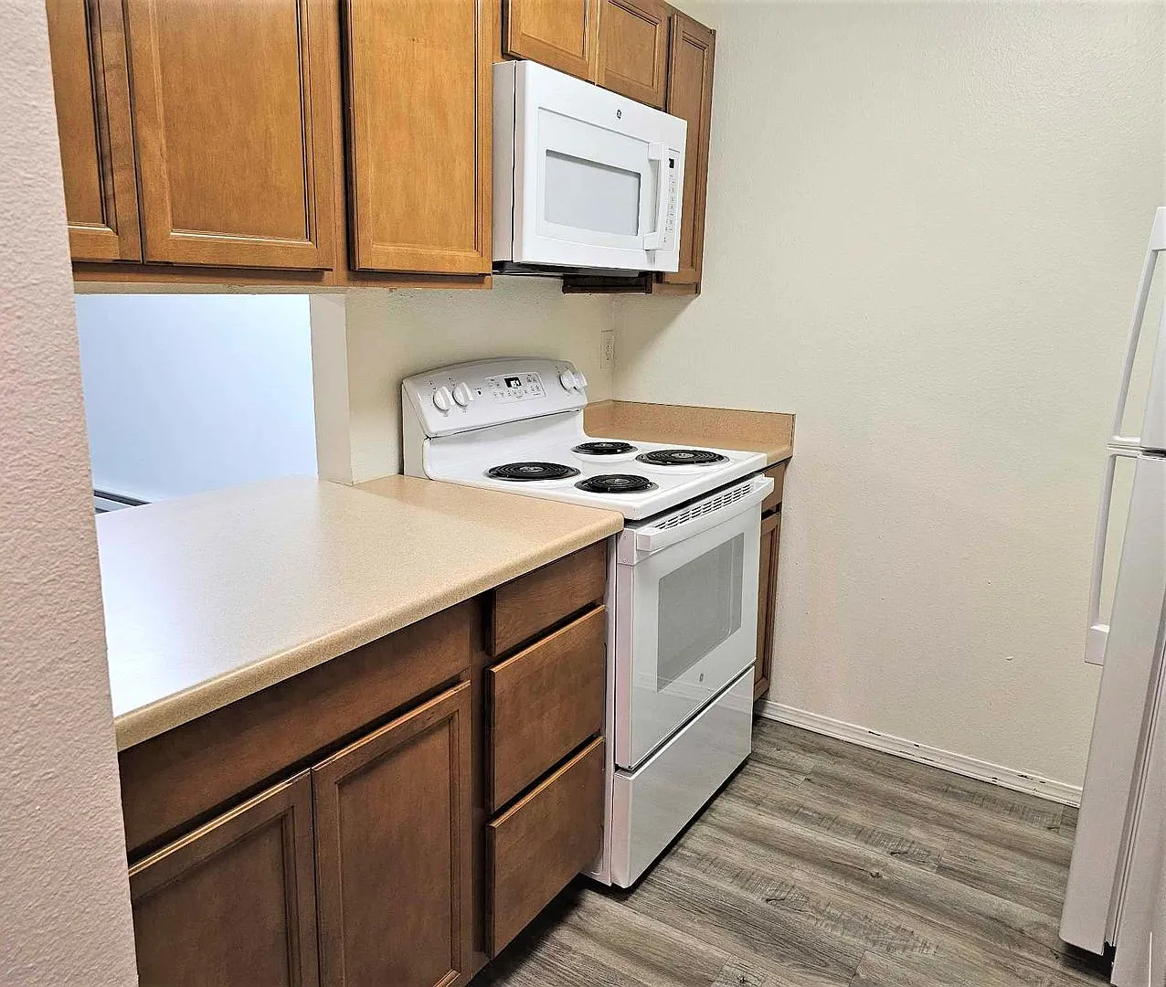 Sundance Apartments — Photo 4