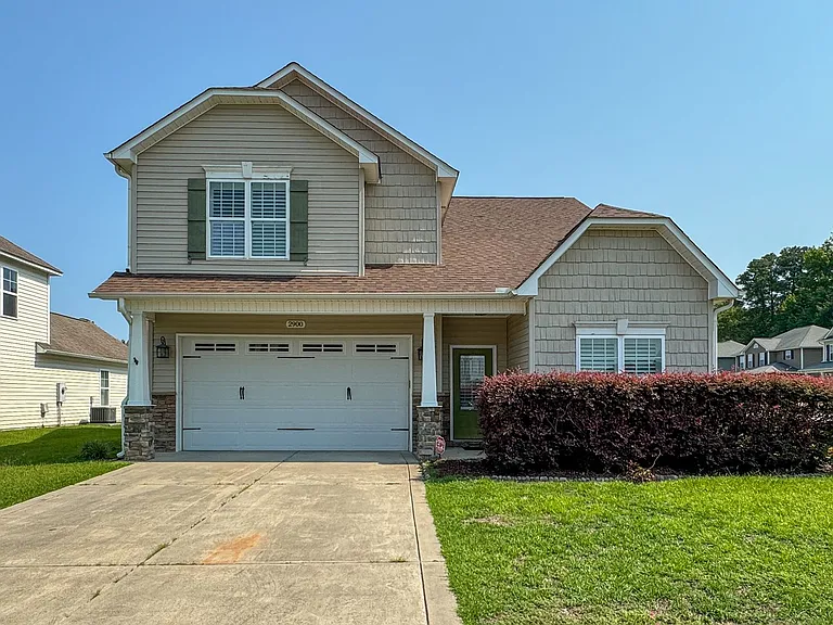2900 Blackwater Ct — Photo 1