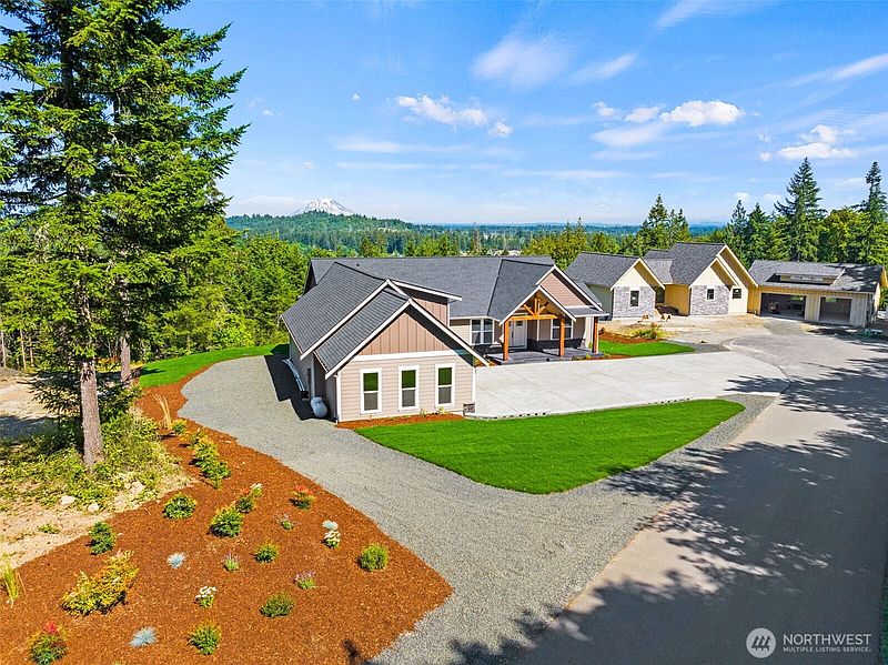 2nd image of 4737 Gold Ridge Lane SW
