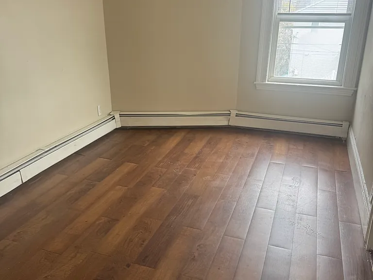 121 High Rock St — Photo 1