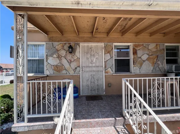 1726 W 83rd St, Los Angeles, CA 90047
