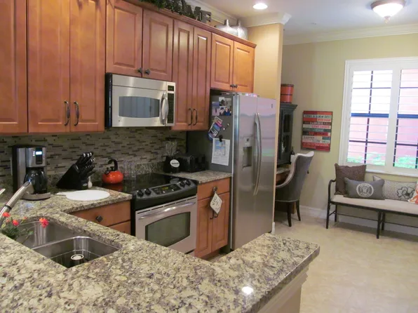 9106 Chula Vista St Unit 11501, Naples, FL 34113
