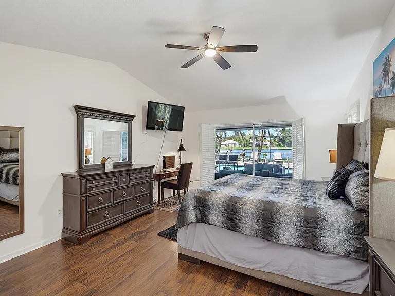 1619 Wiltshire Village Dr — Photo 13