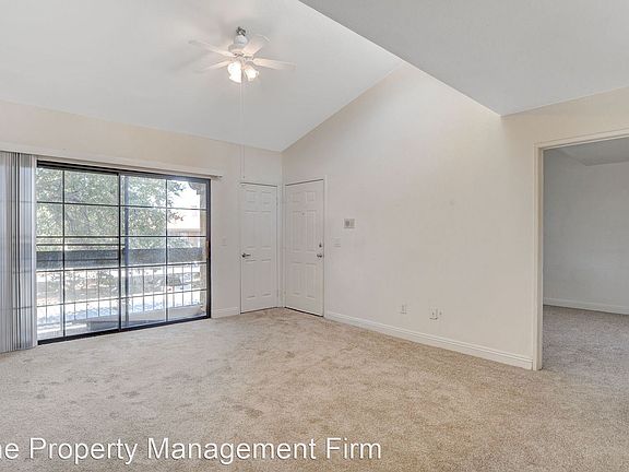 5th image of 5134 S Jones Blvd Unit 204-9