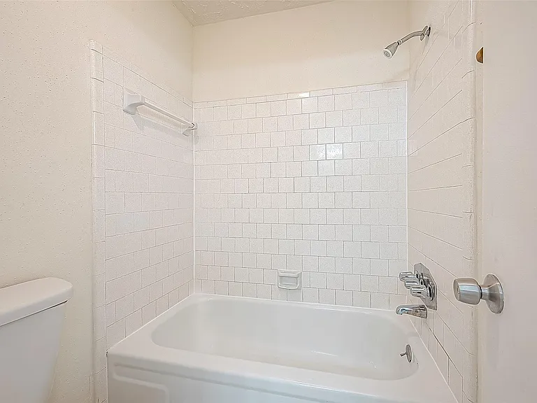 3806 Embarcadero Dr — Photo 25