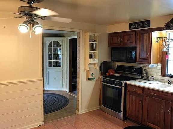 3rd image of 59 Sudbury Ln