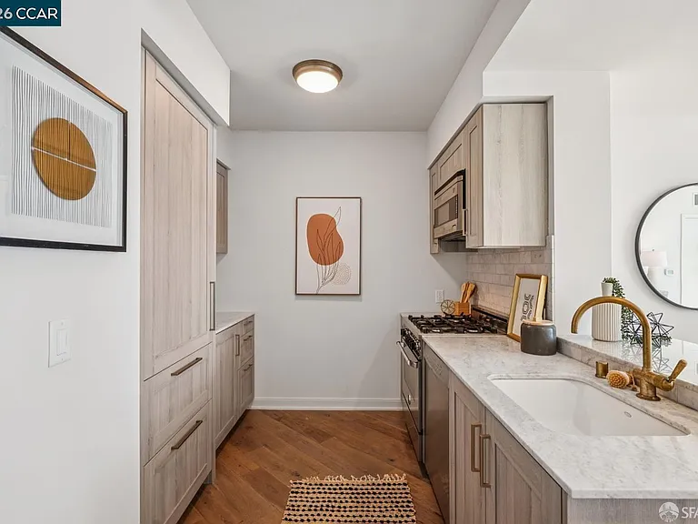 401 Harrison St #10E — Photo 9