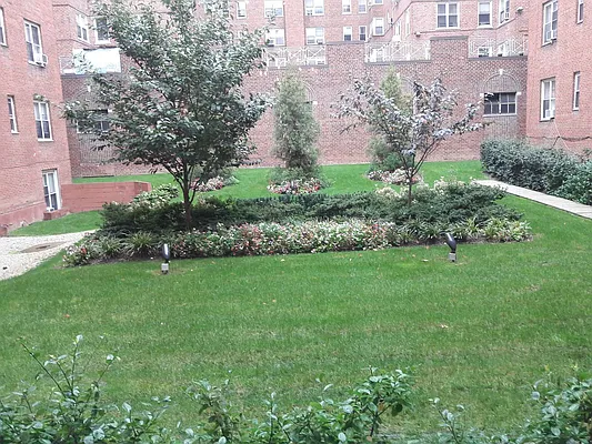 Rented by Chartwell Forest Hills Realty | media 3