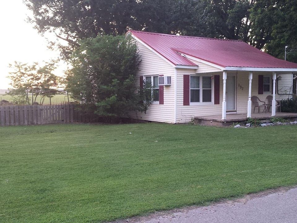 2nd image of 137 Smith St
