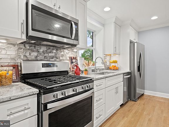 5th image of 6 Ancell St
