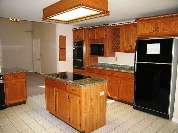Kitchen with Island
