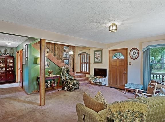 4th image of 4306 Briarwood Dr