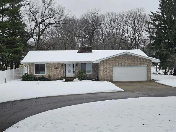 2827 E Kawkawlin River Dr, Kawkawlin, MI 48631
