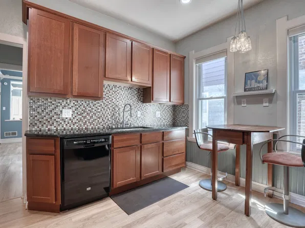 2513-2515 S Howell Ave, Milwaukee, WI 53207