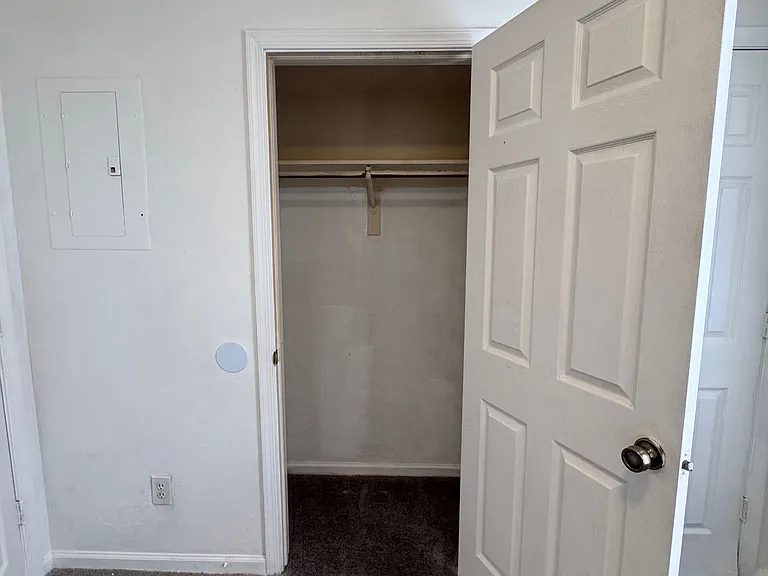 519 Mystic Dr #C — Photo 23