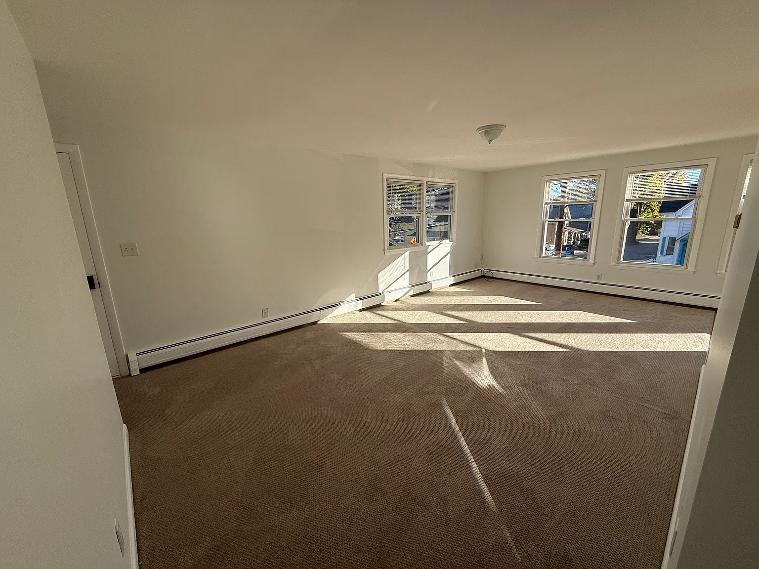 2 bed, 938 sqft, $2,500 — Photo 4