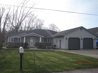 7910 S 150 E, Wolcottville, IN 46795