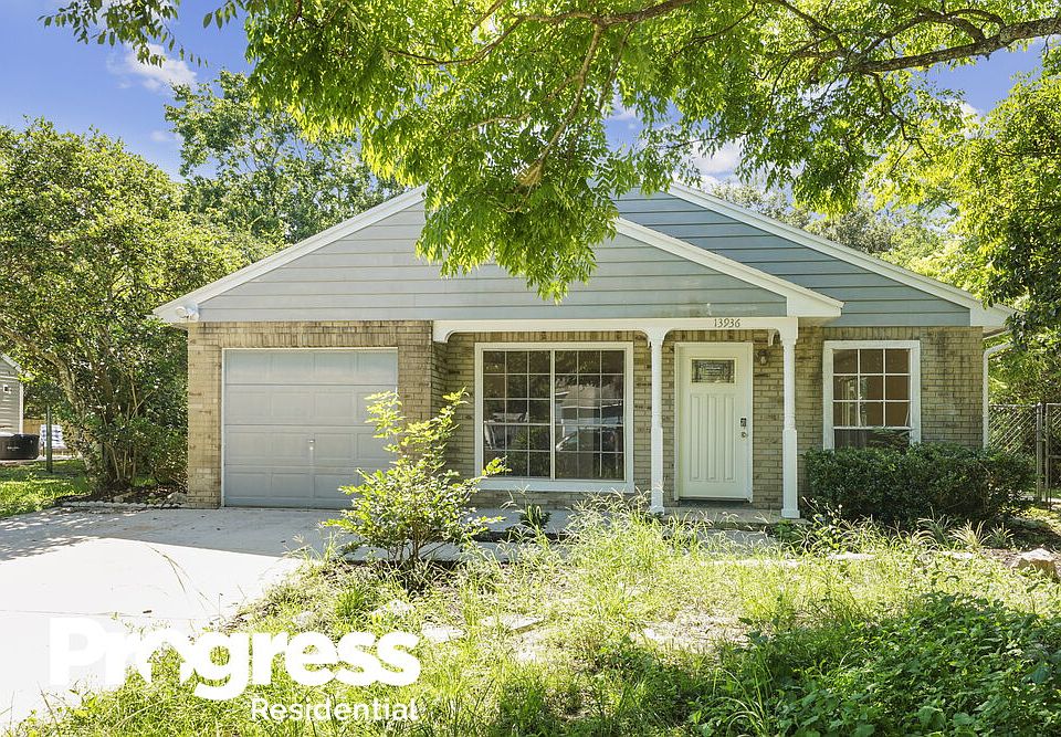 1st image of 13936 Fox Meadow Dr