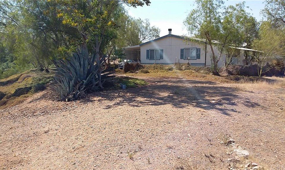1st image of 22095 Mountain Ave