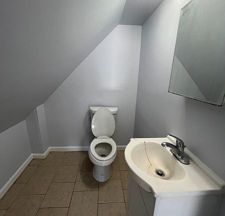 4th image of 13 Garwood Pl