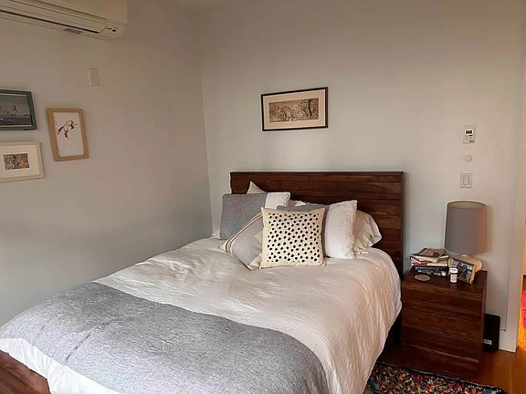 5th image of 1040 Dean St APT 213