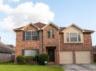 5351 Golden Stream Dr, Houston, TX 77066