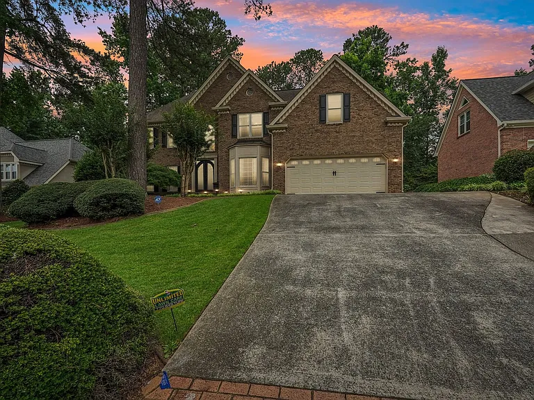 3302 Greencastle Chase NE — Photo 78