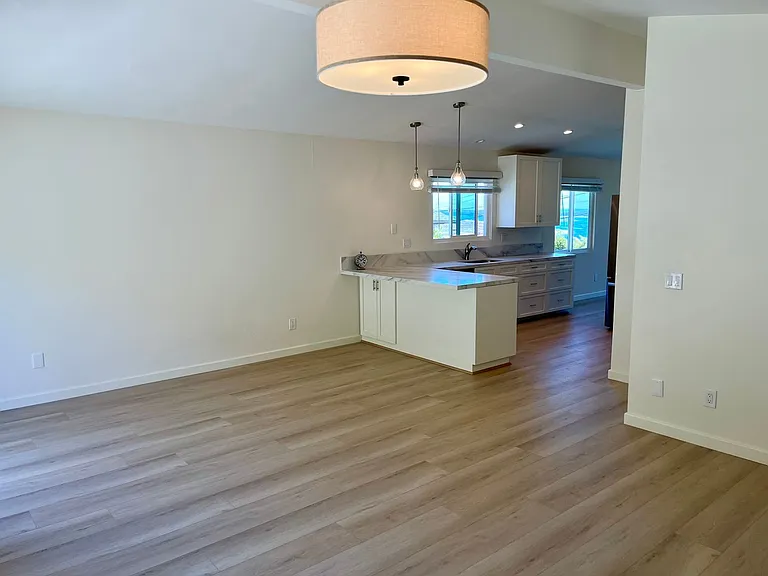 3159 Lloyd St — Photo 14