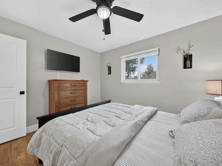 30726 Avondale St — Photo 21