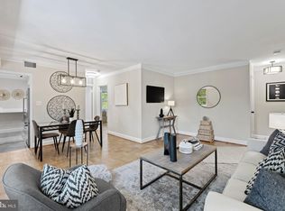 1305 N Ode St APT 331, Arlington, VA 22209