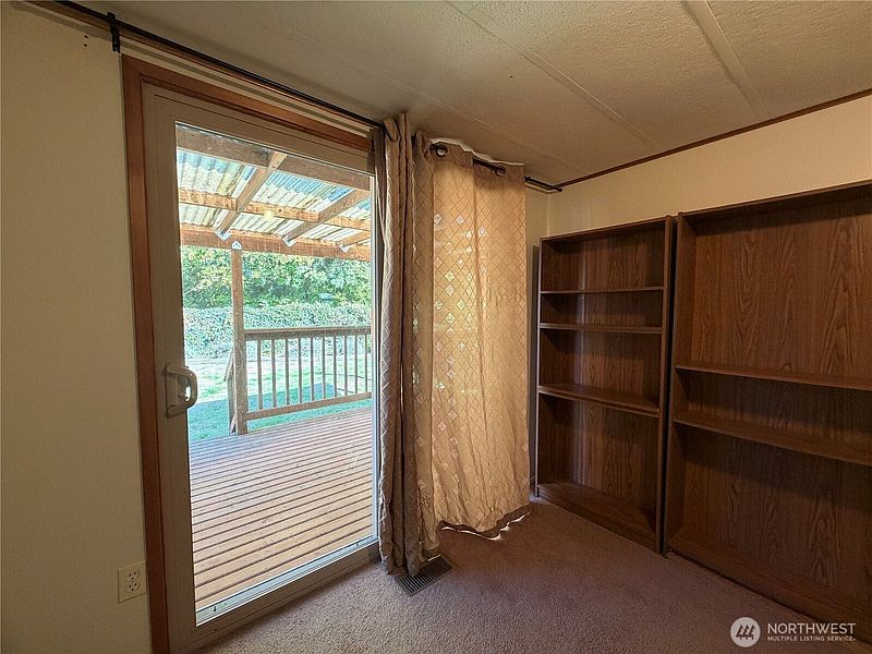 17th image of 3928 21st Ave SE #10