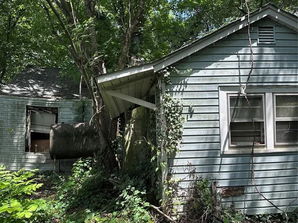 499 Leonard Rd, Lexington, NC 27295